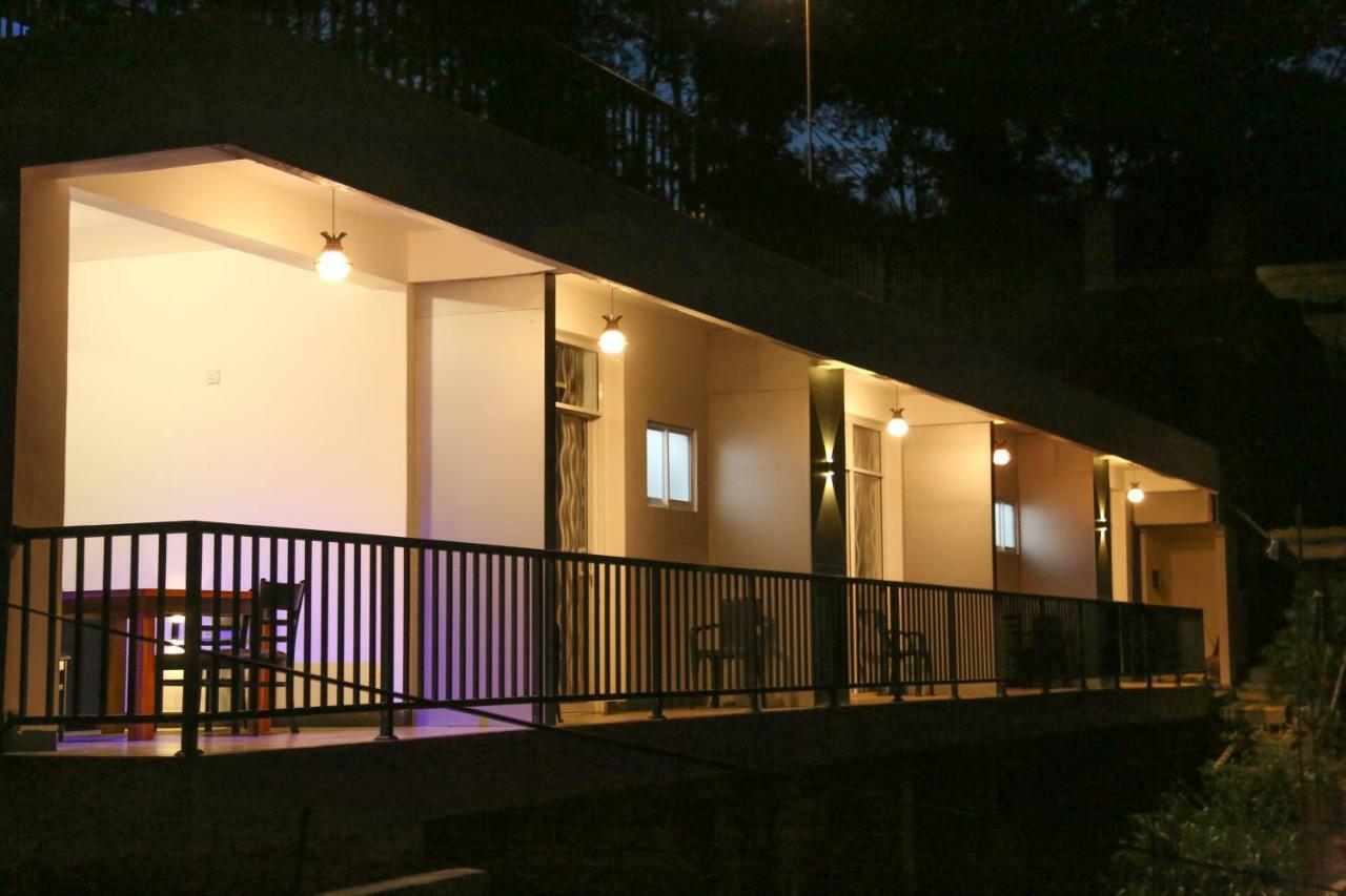 4 Aces Ella Hotel Exterior photo